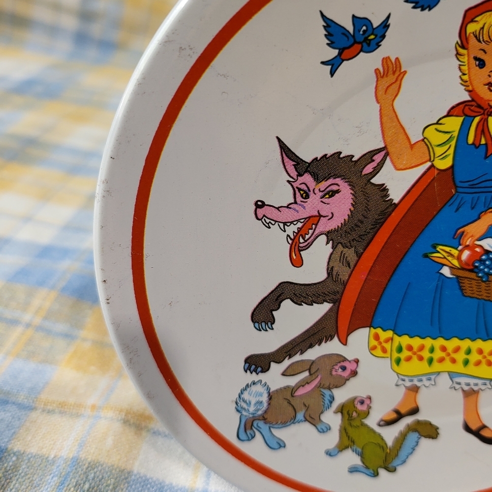 Vtg 70s-80s Red Ridinghood Tea Set Plate Only. Approx 6x6in. - Picture 5 of 6